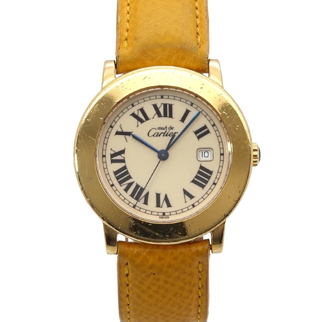 CARTIER MUST RONDE DATE QUARTZ CREAM DIAL WATCH: Cartier Must Ronde Date Quartz cream Dial Watch Brand: Cartier Type/Style: Wristwatch Material: SV925,Leather Color: Dial Color cream Size: CaseSize Length 36mm(included lag) CaseSize Width 32mm(not i