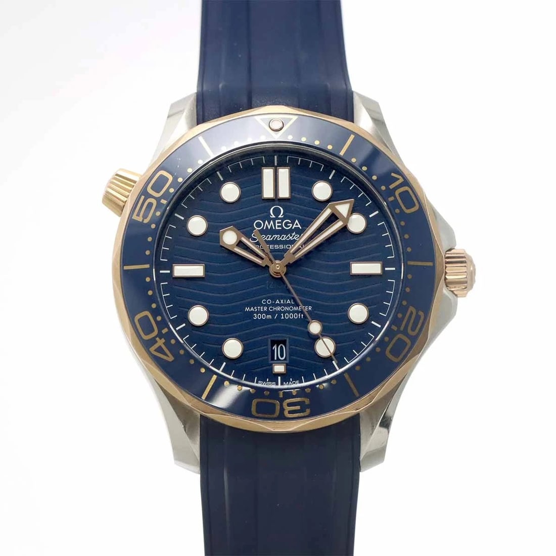OMEGA SEAMASTER CO-AXIAL AUTOMATIC WATCH: OMEGA Seamaster Co-axial Automatic Watch Brand: OMEGA Type/Style: Wristwatch Material: Stainless steel,Pink Gold,Rubber Color: Dial Color none Size: CaseSize Length 50mm(included lag) CaseSize Width 4