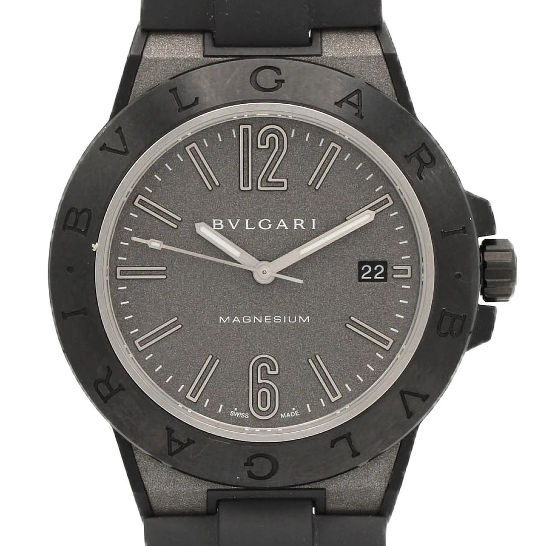 BULGARI DIAGONO MAGNESIUM WATCH: Bulgari Diagono Magnesium Watch Brand: BVLGARI Type/Style: Wrist watch Material: Case: Magnesium & PEEK Bracelet: Rubber Color: Dial color: Gray Band color: Black Size: Case diameter: Approx. 41mm