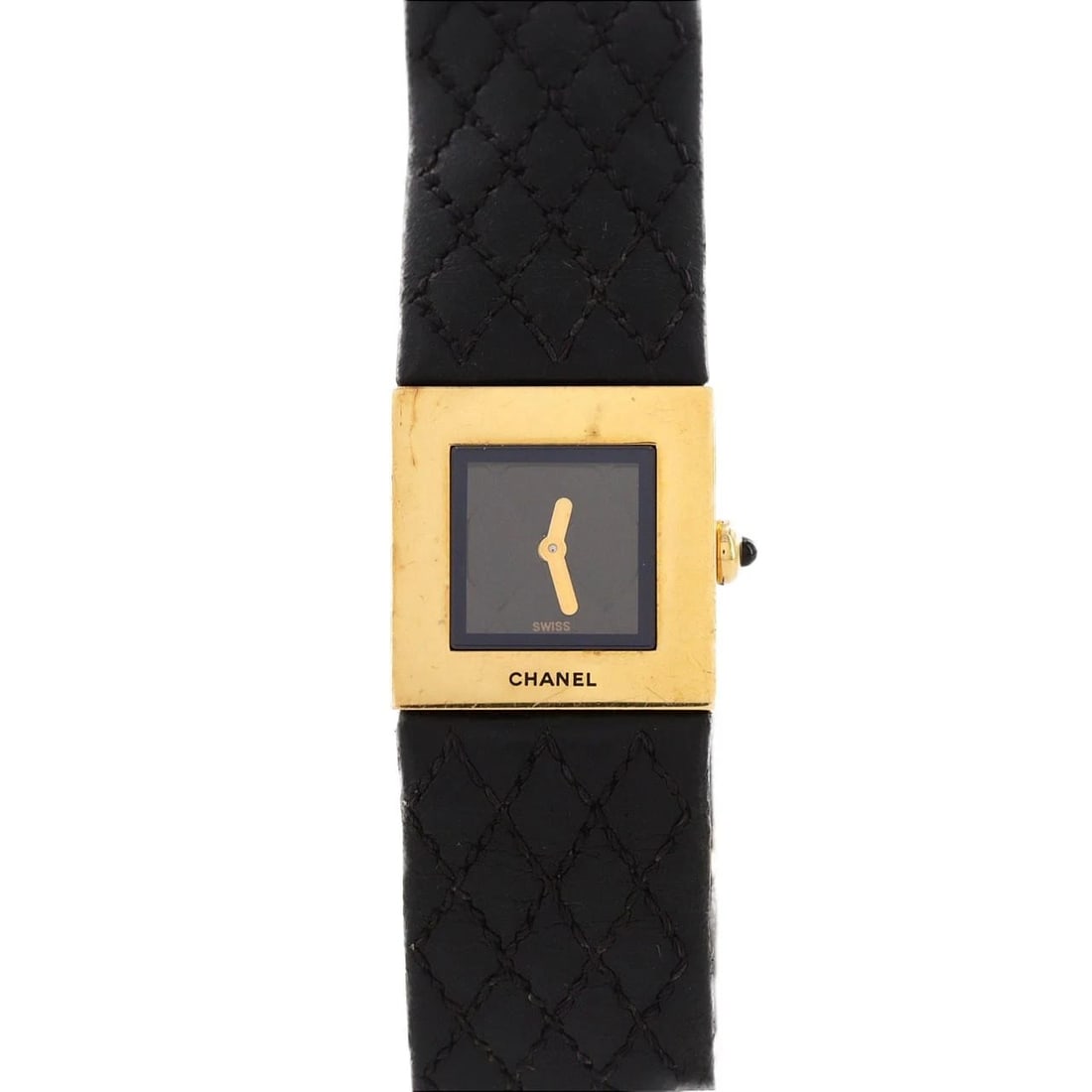 CHANEL MATELASSE YG YG QUARTZ WATCH: Chanel Matelasse YG YG Quartz Watch Brand: CHANEL Type/Style: Wrist watch Material: Case: Yellow gold Bracelet: Strap Color: Dial Color: Black Band Color: Black Size: Case diameter: Approx. 19mm