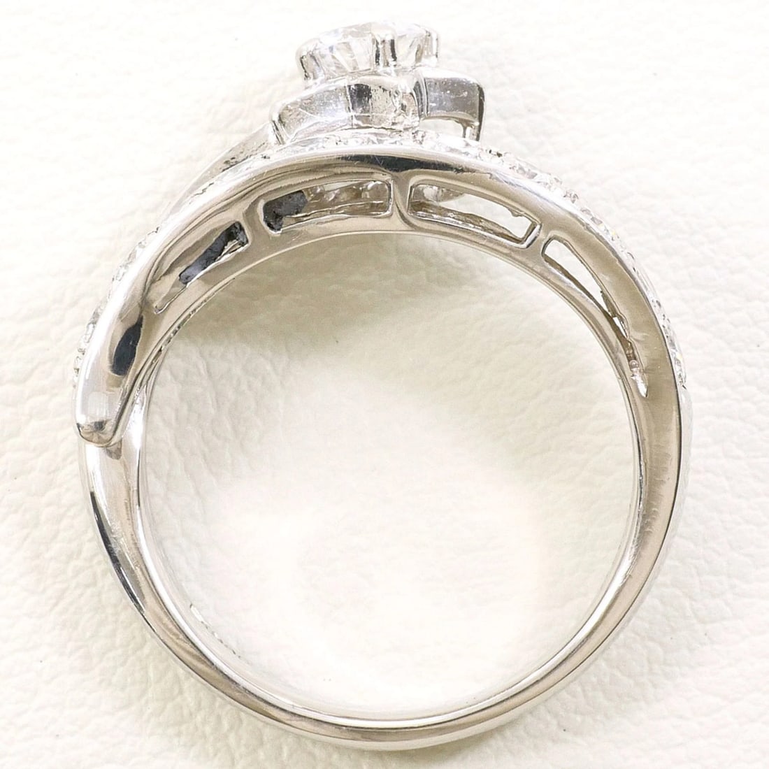 PT900 PLATINUM RING - 3