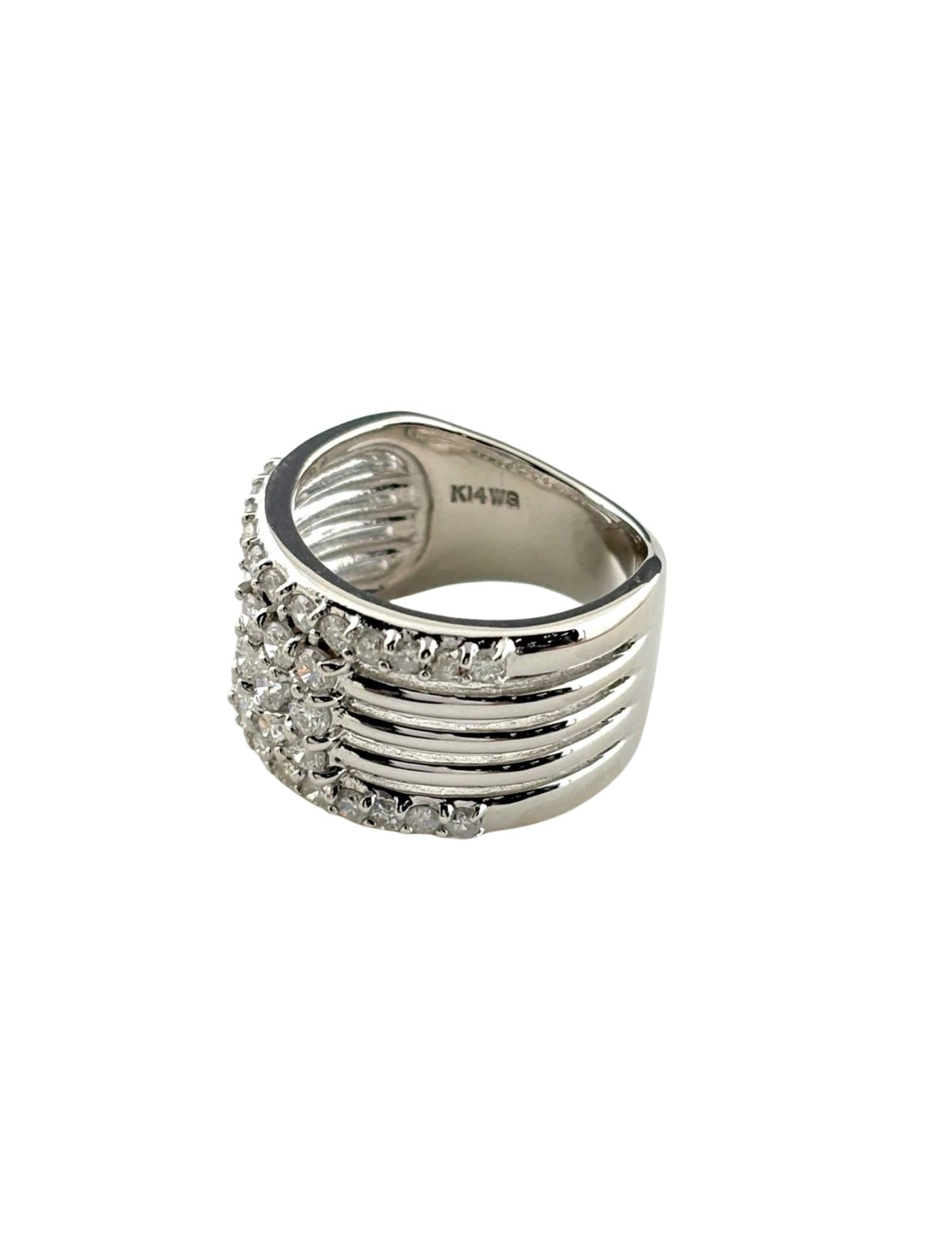 MELEE DIAMOND DESIGN RING WG RING K14: Melee Diamond Design Ring Wg Ring K14 Brand: Unbranded Type/Style: Ring Material: K14 WG, Main Stone Natural Color: WG Size: US6 to 6.5 Accessories: None Accessories Notice: When purchasing pre-owned