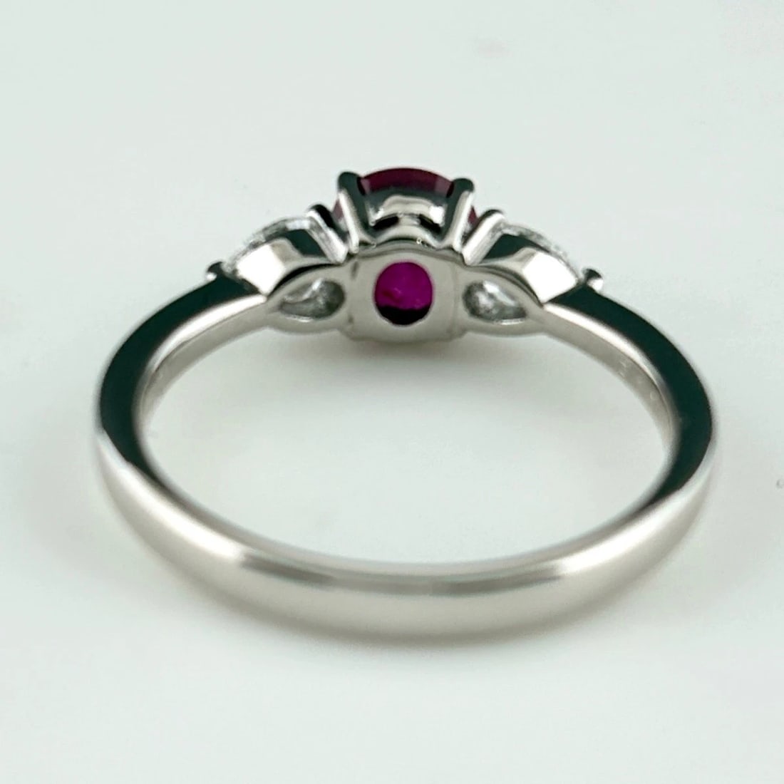 RUBY DESIGN RING PLATINUM MELEE DIAMOND RING - 3