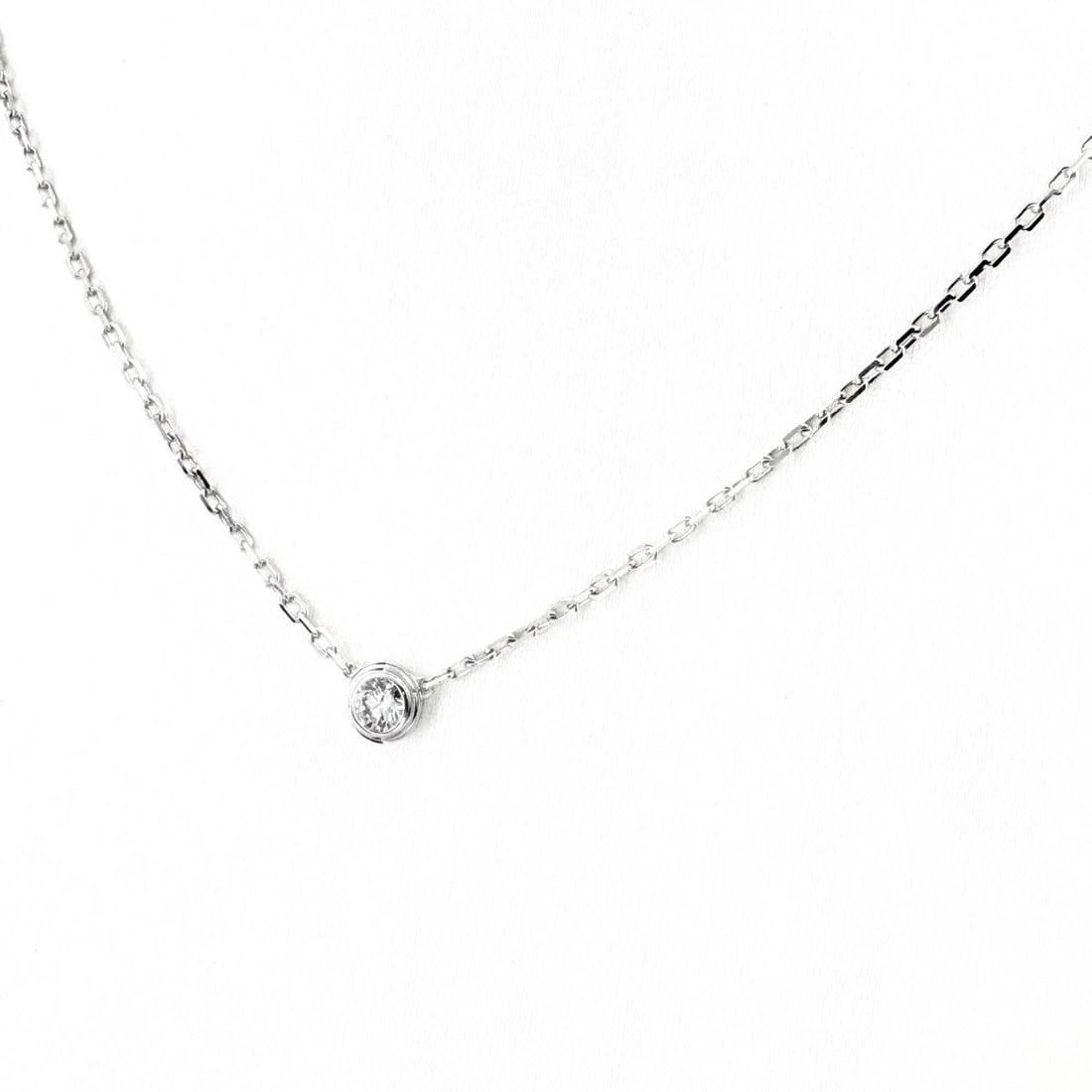 CARTIER DAMOUR NECKLACE PENDANT MELEE DIAMOND: Cartier Damour Necklace Pendant Melee Diamond Brand: CARTIER Type/Style: Necklace Material: 750, Main Stone Natural Color: None Size: 4.1x4.3mm(0.2") Accessories: None Accessories Notice: When