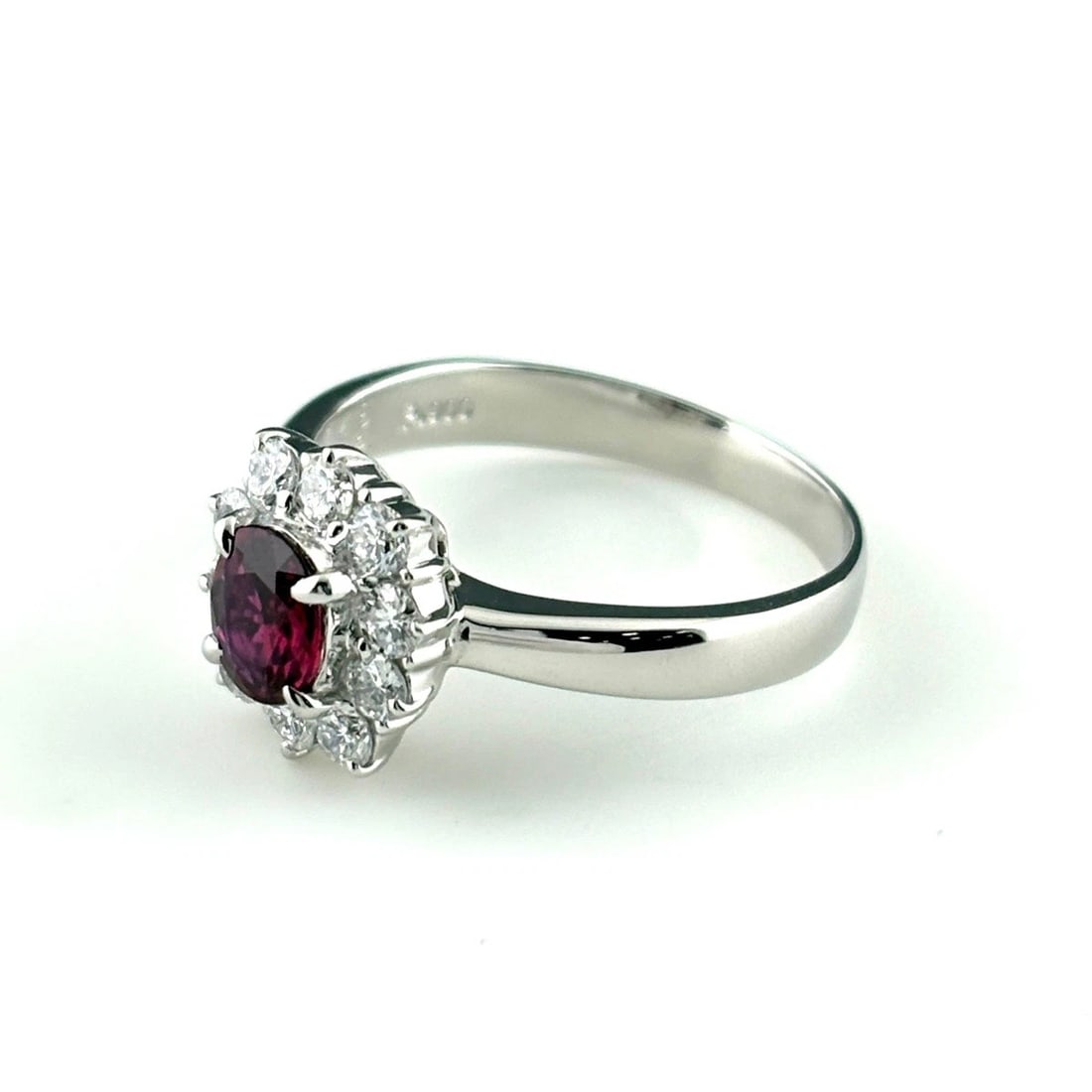 RUBY DESIGN RING PLATINUM MELEE DIAMOND RING: Ruby Design Ring Platinum Melee Diamond Ring Brand: Unbranded Type/Style: Ring Material: Pt900, Main Stone Ruby /Secondary Stone:Natural Color: None Size: US6.5 Accessories: None Accessories Notice: