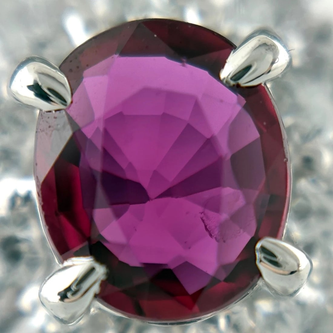 RUBY DESIGN RING PLATINUM MELEE DIAMOND RING - 2