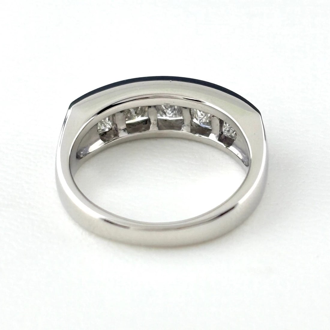 MELEE DIAMOND PLATINUM RING - 2