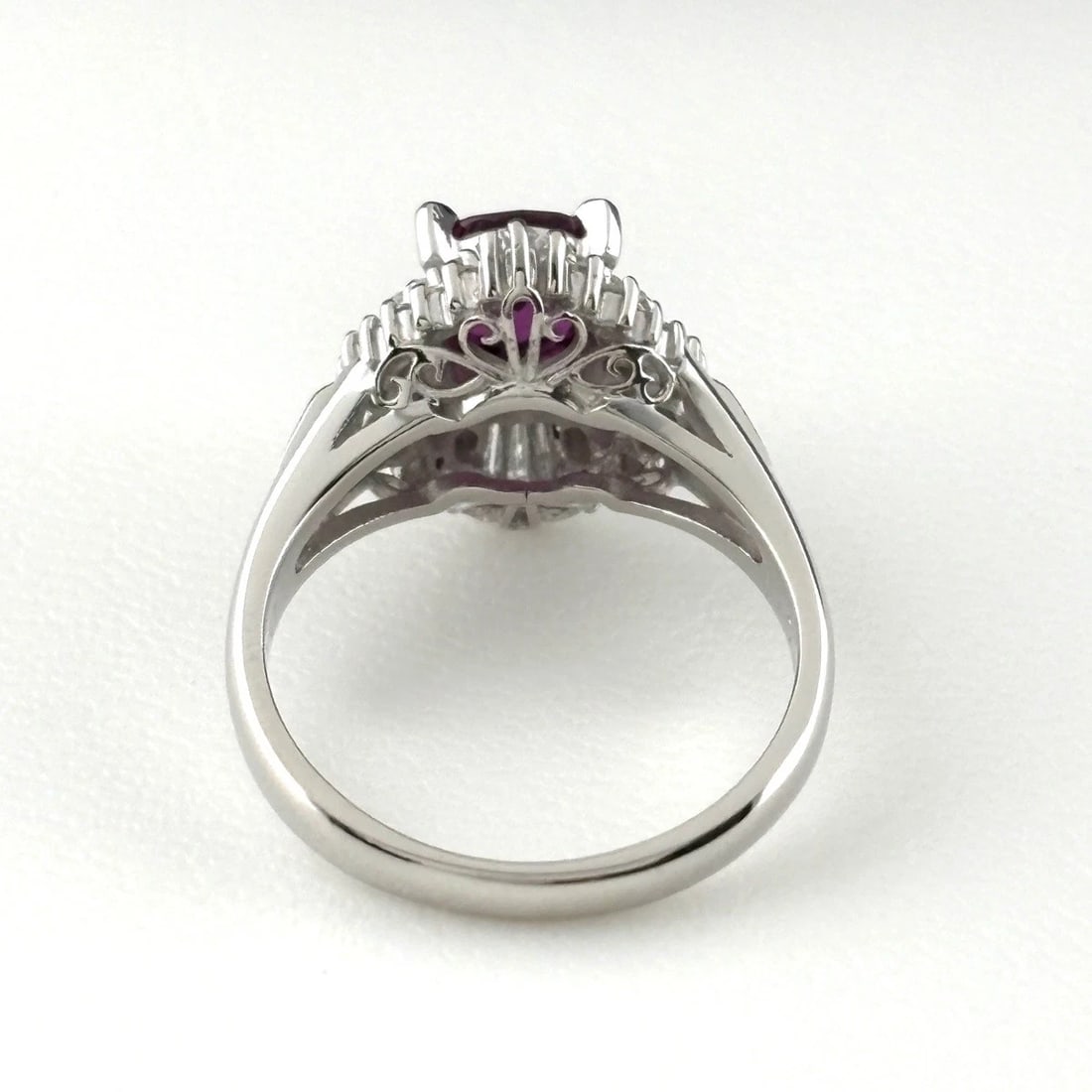 RUBY PLATINUM MELEE DIAMOND RING PT900 - 3