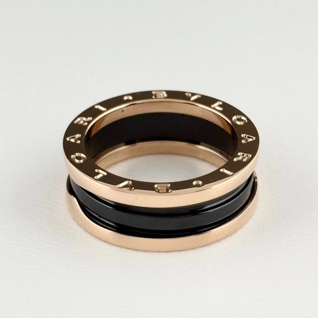 BVLGARI B ZERO ONE RING PG CERAMIC RING: Bvlgari B Zero One Ring Pg Ceramic Ring Brand: BVLGARI Type/Style: Ring Material: 750PG, Main Stone None Color: PG Size: US9 Accessories: None Accessories Notice: When purchasing pre-owned goods,