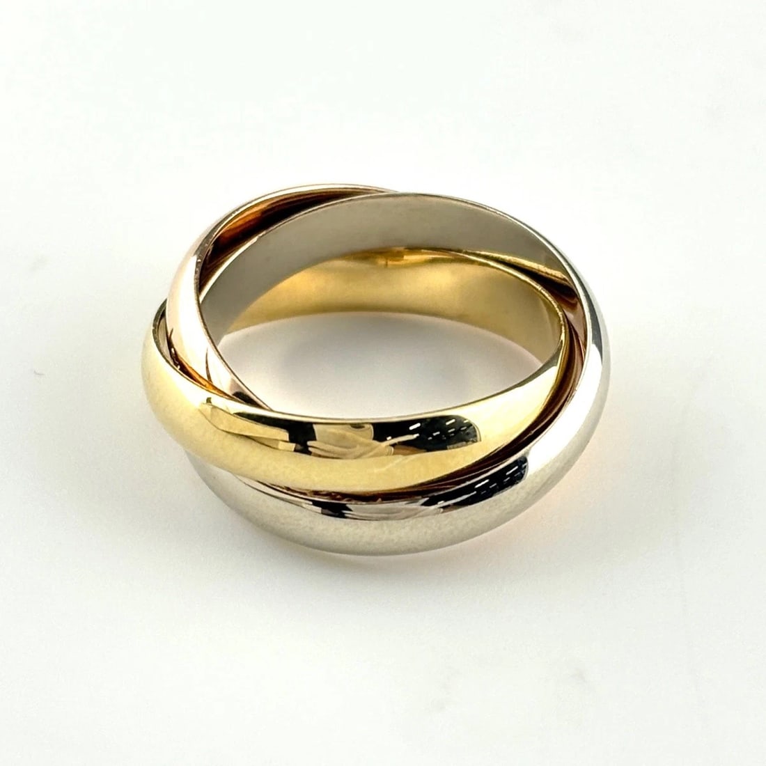 CARTIER TRINITYRING YG RING 750: Cartier Trinityring Yg Ring 750 Brand: CARTIER Type/Style: Ring Material: 750YG, Main Stone None Color: YG Size: US6 Accessories: None Accessories Notice: When purchasing pre-owned goods, please