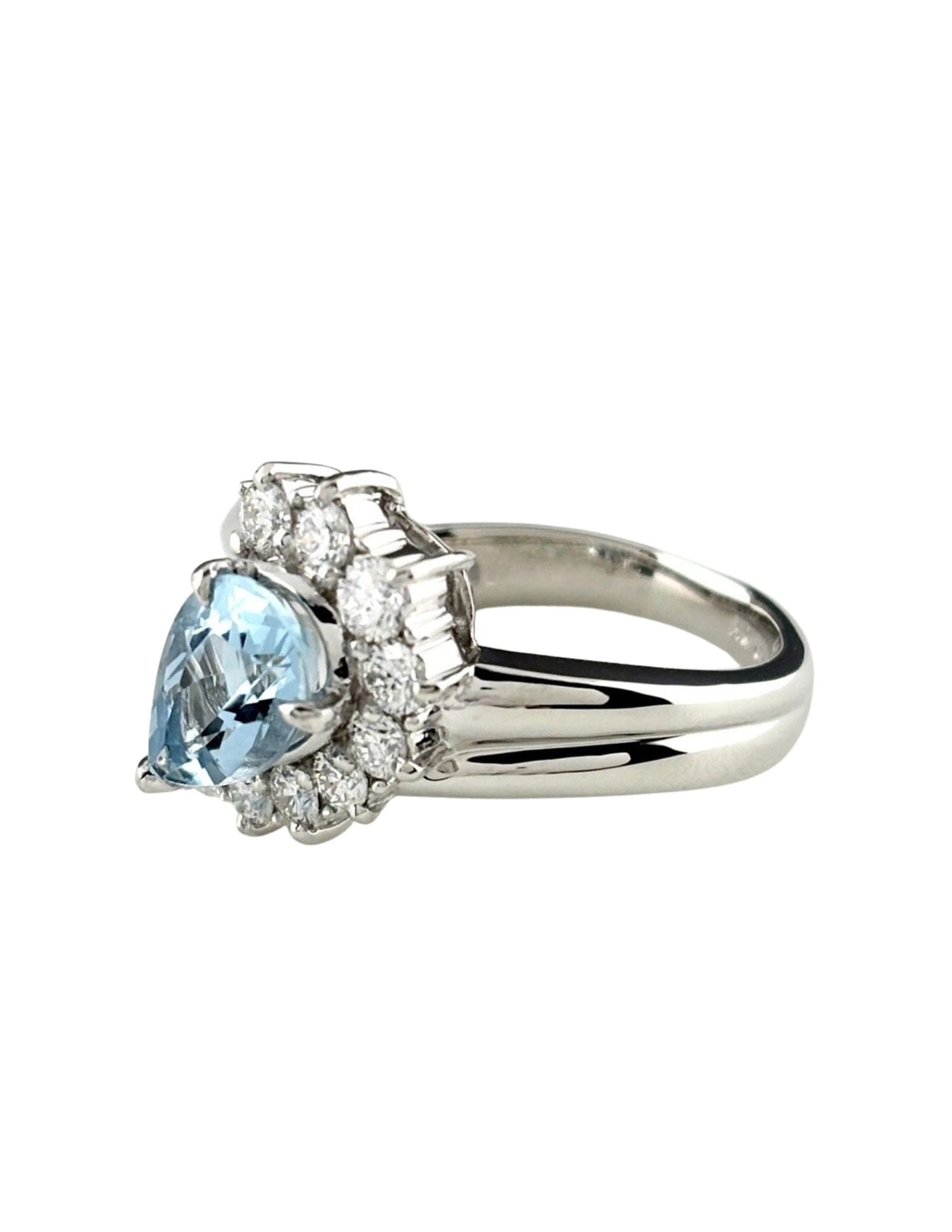 POLA AQUAMARINE RING PLATINUM RING MELEE DIAMOND: Pola Aquamarine Ring Platinum Ring Melee Diamond Brand: POLA Type/Style: Ring Material: Pt900, Main Stone Aquamarine /Secondary Stone:Natural Color: None Size: US6.5 Accessories: None Acce