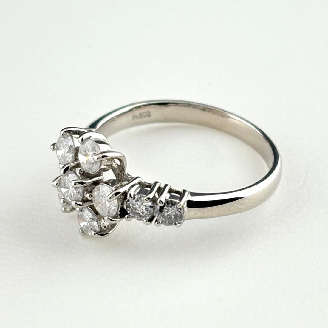 MELEE DIAMOND DESIGN RING PLATINUM RING PT900 DIAMOND: Melee Diamond Design Ring Platinum Ring Pt900 Diamond Brand: Unbranded Type/Style: Ring Material: Pt900, Main Stone Natural Color: None Size: US6.5 Accessories: None Accessories Notice: When