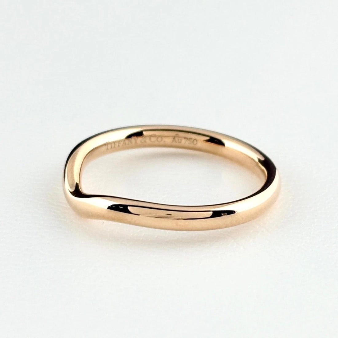 TIFFANY&CO. CURVED BAND RING PG ELSA PERETTI RING: Tiffany&Co. Curved Band Ring Pg Elsa Peretti Ring Brand: TIFFANY&Co. Type/Style: Ring Material: 750PG, Main Stone None Color: PG Size: US6 Accessories: None Accessories Notice: When purchasing