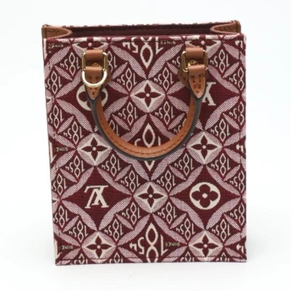 LOUIS VUITTON BAG: PETIT SAC PLAT: LOUIS VUITTON Bag: Petit Sac Plat Brand: LOUIS VUITTON Type/Style: Shoulder Bag Material: Exterior Material Leather Color: Exterior Color Red Size: (approx. W5.5 ? H6.7 ? D1.8 inch) Accessories: None