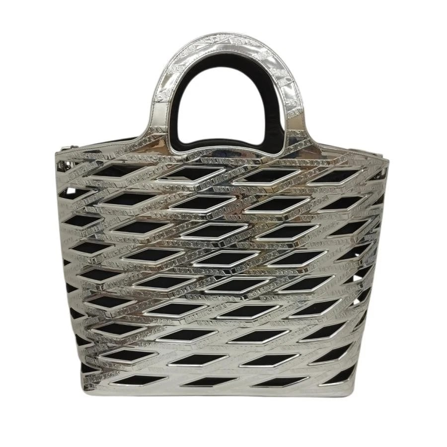 BALENCIAGA BAG: NEO BASKET: BALENCIAGA Bag: Neo Basket Brand: BALENCIAGA Type/Style: Tote Material: Exterior Material Plastic Color: Exterior Color Silver Size: (approx. W18.5 ? H12.6 ? D5.9 inch) Accessories: None Accessories