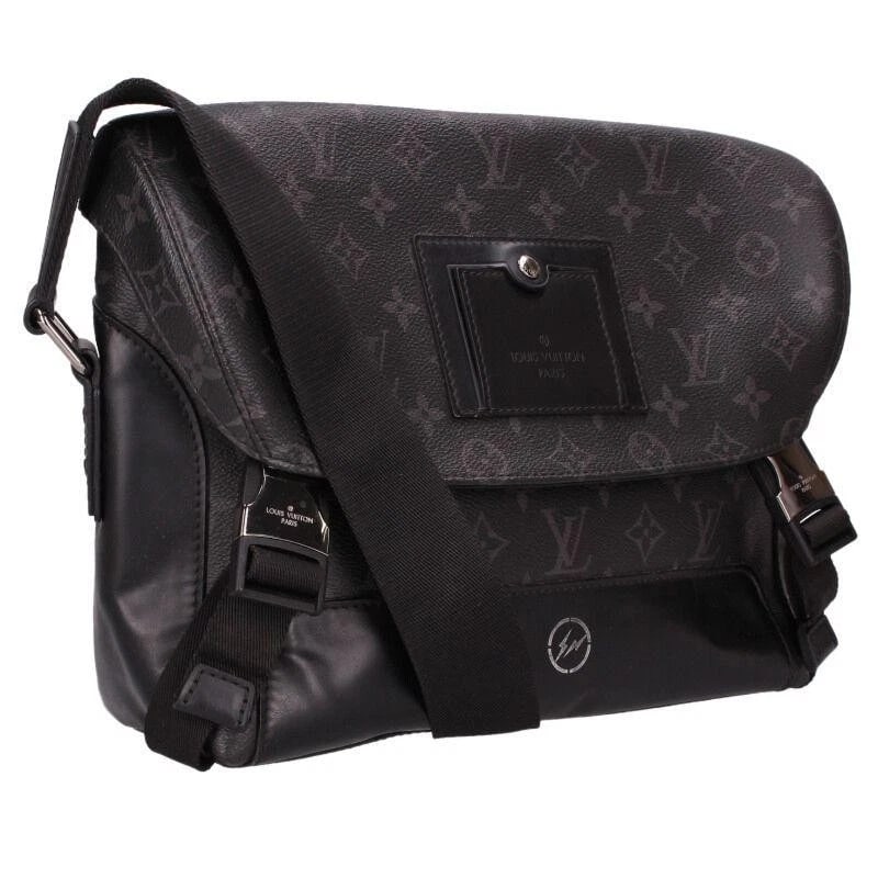 LOUIS VUITTON BAG: MESSENGER VOYAGE PM: LOUIS VUITTON Bag: Messenger Voyage PM Brand: LOUIS VUITTON Type/Style: Messenger Bag Material: Exterior Material Canvas Color: Exterior Color Black Size: (approx. W12.2 ? H9.1 ? D3.5 inch) Access