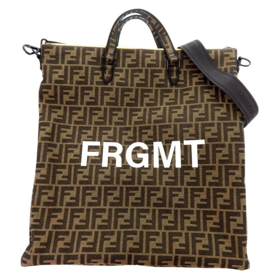 FENDI BAG: ZUCCA FRAGMENT: FENDI Bag: Zucca Fragment Brand: FENDI Type/Style: Tote Material: Exterior Material Canvas / Jacquard Color: Exterior Color Brown / Black Size: (approx. W16.1 ? H16.5 ? D1.2 inch) Accessories: None