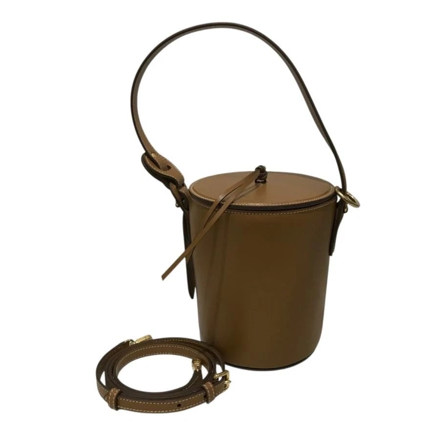 MIU MIU BAG: 2WAY BROWN: MIU MIU Bag: 2WAY Brown Brand: MIU MIU Type/Style: Shoulder Bag Material: Exterior Material Leather Color: Exterior Color Brown Size: (approx. W4.7 ? H6.3 ? D4.7 inch) Accessories: None Ac