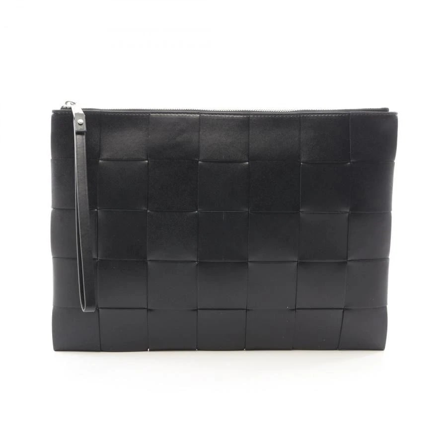 BOTTEGA VENETA BAG: MAXI INTRECCIATOBLACK: BOTTEGA VENETA Bag: Maxi IntrecciatoBlack Brand: BOTTEGA VENETA Type/Style: Clutch Material: Exterior Material Leather Color: Exterior Color Black Size: (approx. W13.4 ? H9.8 ? D0.4 inch)