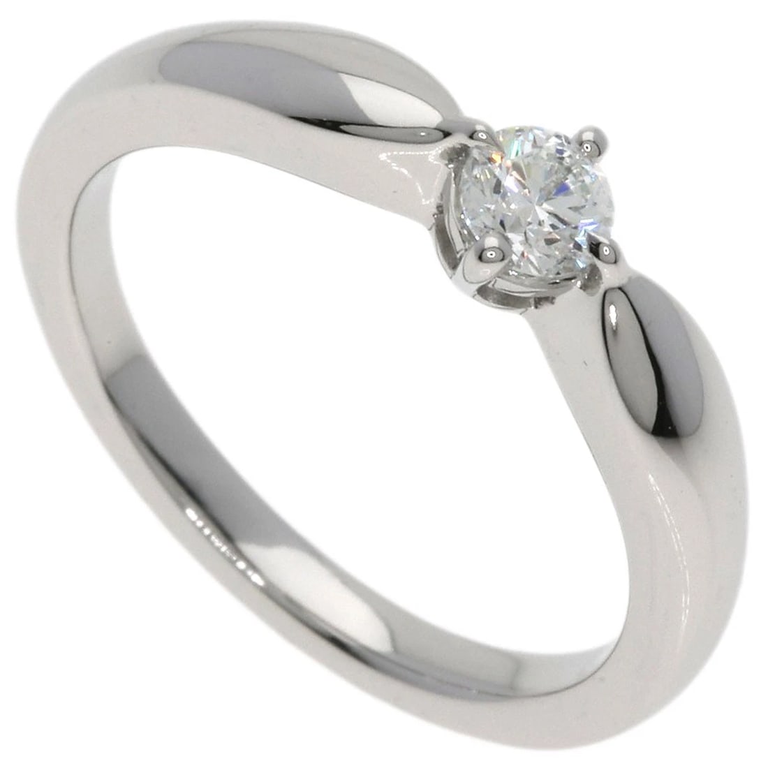 BVLGARI DIAMOND RING PLATINUM PT950: BVLGARI Diamond Ring Platinum PT950 Brand: BVLGARI Type/Style: Ring Material: Platinum PT950, Color: Silver Size: 5(US) Accessories: None Accessories Notice: When purchasing pre-owned goods, please