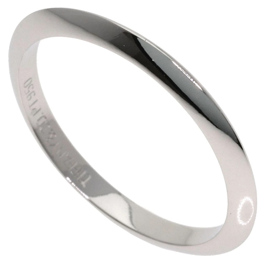 TIFFANY&CO. KNIFE EDGE RING PLATINUM PT950: TIFFANY&Co. Knife edge Ring Platinum PT950 Brand: TIFFANY&Co. Type/Style: Ring Material: Platinum PT950, Color: Silver Size: 6.75(US) Accessories: None Accessories Notice: When purchasing