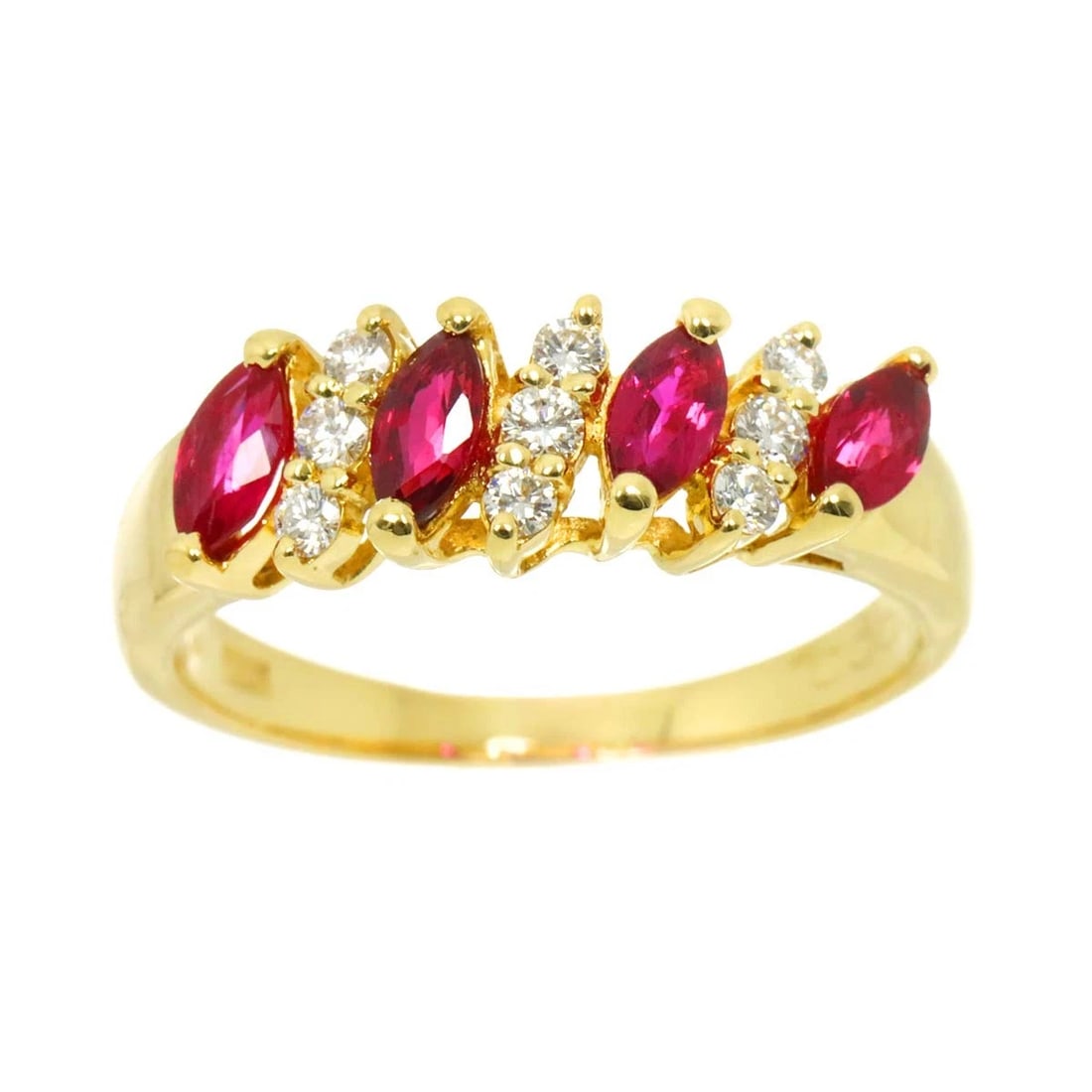 QUEEN RUBY DIAMOND RING YG 750 - 2