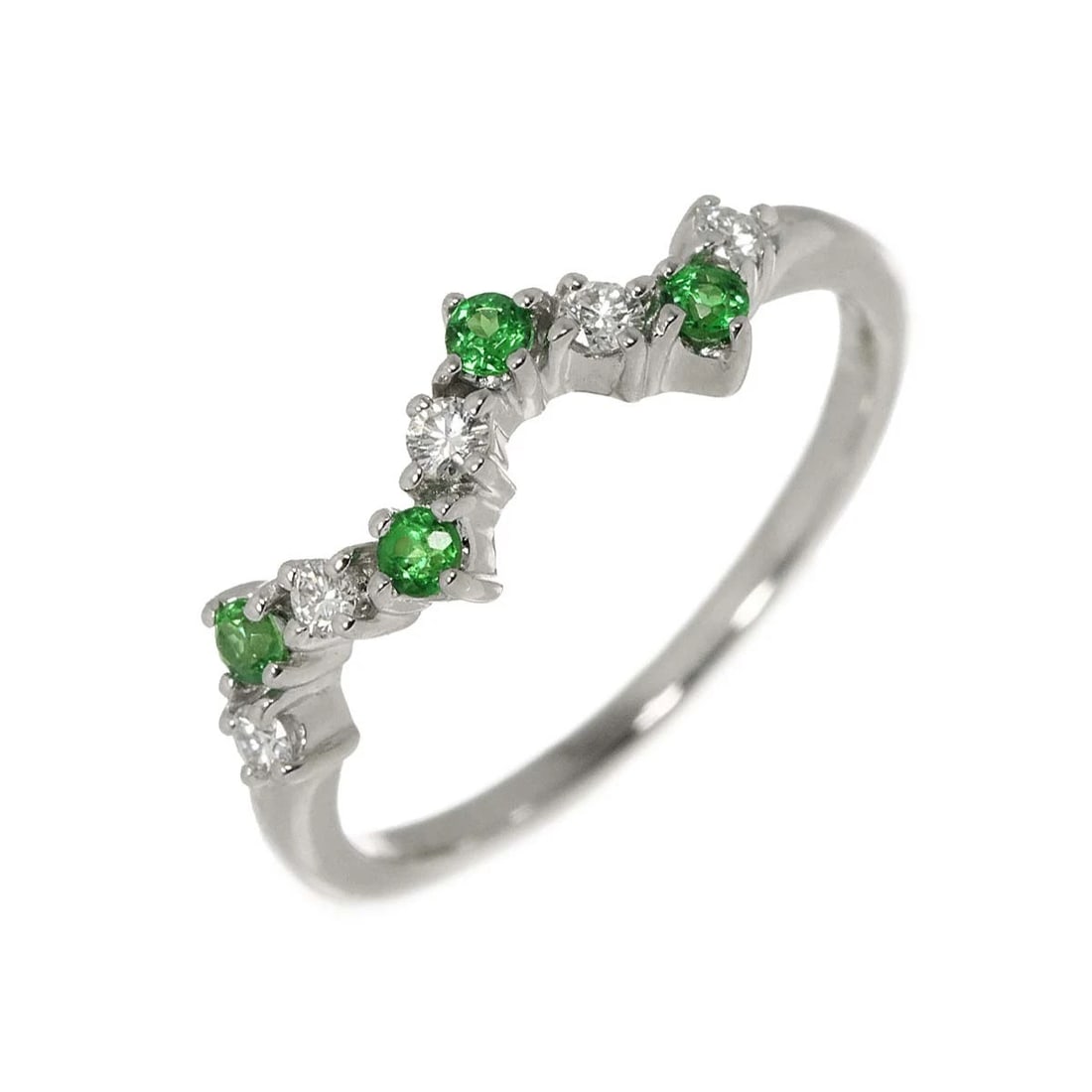 TASAKI GARNET DIAMOND RING WHITE GOLD 750: TASAKI Garnet Diamond Ring White Gold 750 Brand: TASAKI Type/Style: Ring Material: 750 White Gold, Color: White Gold Size: 4.75-5(US) Accessories: None Accessories Notice: When purchasing pre-owned