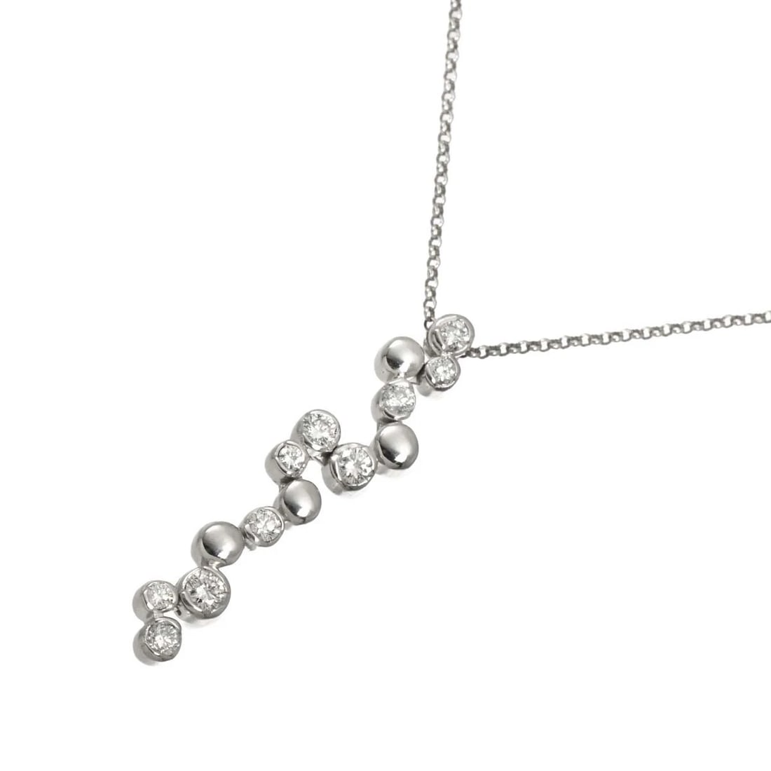 DIAMOND NECKLACE WHITE GOLD 750: Diamond Necklace White Gold 750 Brand: Unbranded Type/Style: Necklace Material: 750 White Gold, Main Stone Natural Color: White Gold Size: internal circumference of the chain:18.1inch(Adjustable) Top