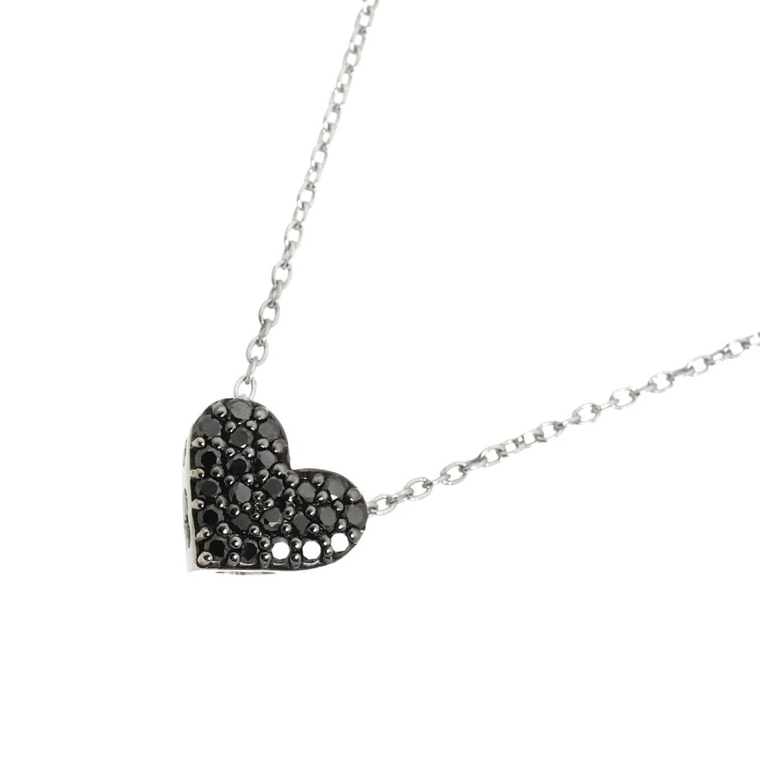 PONTE VECCHIO DIAMOND HEART NECKLACE: Ponte Vecchio Diamond Heart Necklace Brand: Ponte Vecchio Type/Style: Necklace Material: 750 White Gold, Main Stone Natural Color: White Gold Size: internal circumference of the chain:15.7inch to 14.2