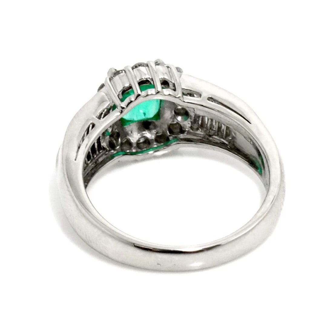 EMERALD DIAMOND RING PLATINUM - 4