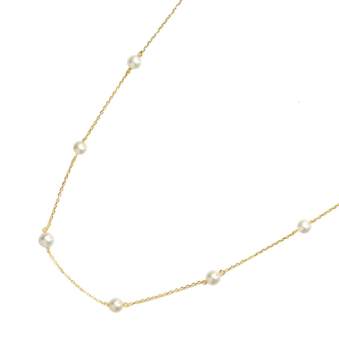TASAKI AKOYA PEARL NECKLACE: TASAKI Akoya Pearl Necklace Brand: TASAKI Type/Style: Necklace Material: 750 Yellow Gold, Color: Yellow Gold Size: internal circumference of the chain:16.5inch maximum width:5.9mm Accessories: None