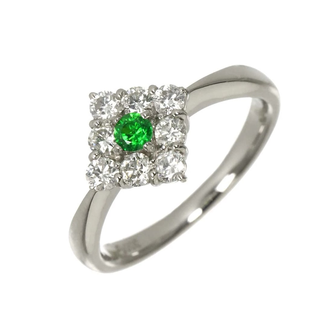 GARNET DIAMOND RING PLATINUM: Garnet Diamond Ring Platinum Brand: Unbranded Type/Style: Ring Material: Pt900, Color: Platinum Size: 5.25(US) Accessories: None Accessories Notice: When purchasing pre-owned goods, please refer to