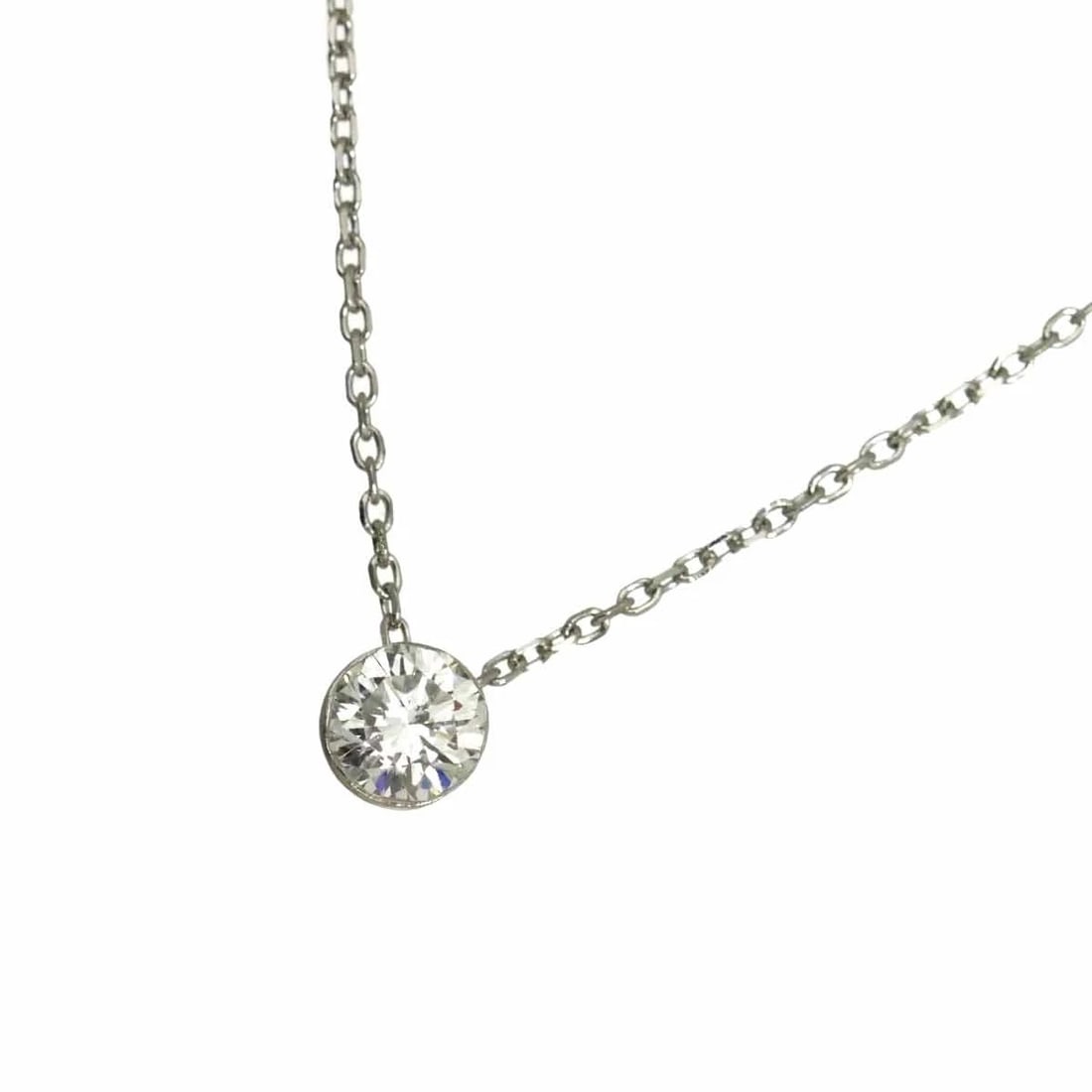 STAR JEWELRY DIAMOND NECKLACE PLATINUM: Star Jewelry Diamond Necklace Platinum Brand: Star Jewelry Type/Style: Necklace Material: Pt950, Main Stone Natural Color: Platinum Size: internal circumference of the chain:15.7inch to 14.6inch Top
