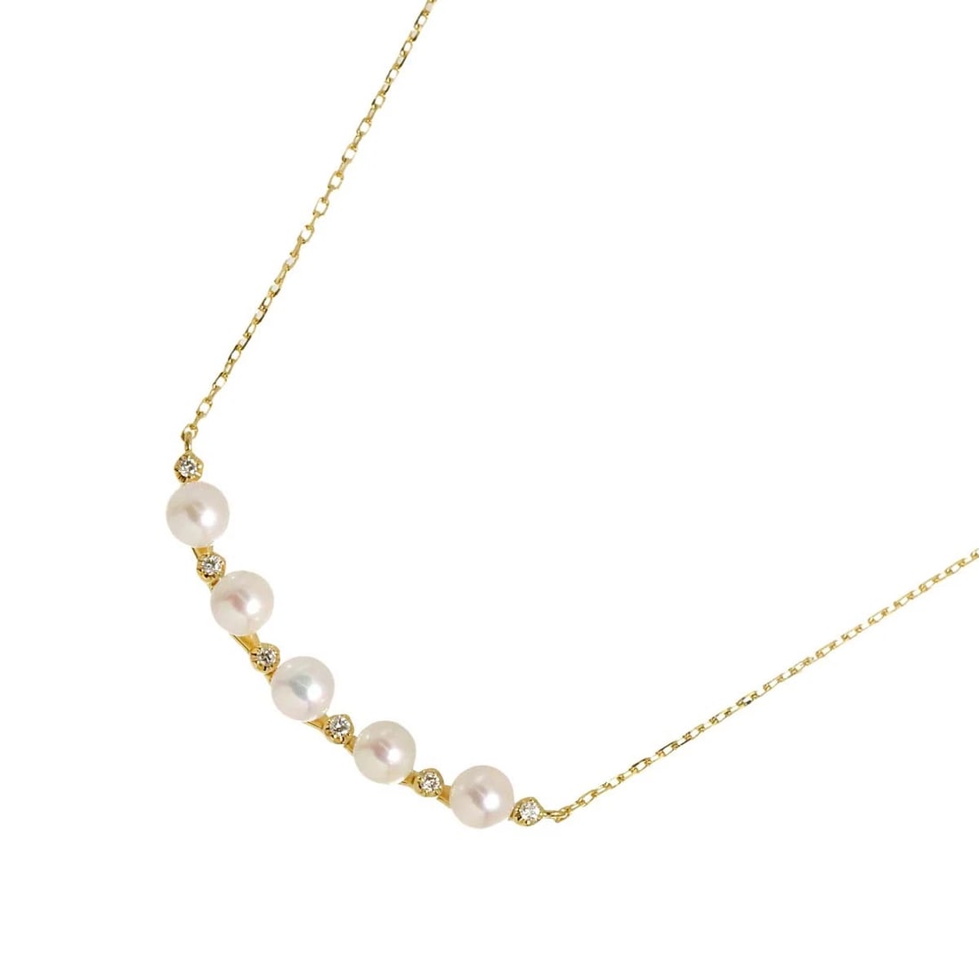 VENDOME BABY PEARL DIAMOND NECKLACE: Vendome Baby Pearl Diamond Necklace Brand: Vendome Aoyama Type/Style: Necklace Material: 750 Yellow Gold, Color: Yellow Gold Size: internal circumference of the chain:15.7inch to 14.6inch