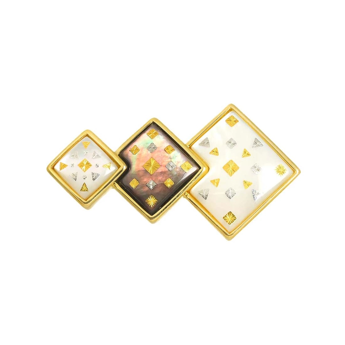 MIKIMOTO MOP BROOCH: MIKIMOTO MOP Brooch Brand: MIKIMOTO Type/Style: Brooch Material: 750 Yellow GoldMOP, Color: Yellow Gold Size: W39.3 x H21.6mm Thickness:5.1mm Accessories: None Accessories Notice: When purchasing