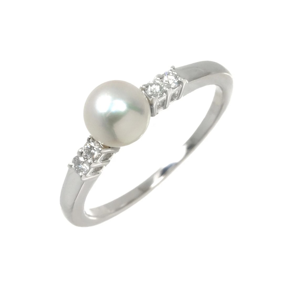 MIKIMOTO AKOYA PEARL DIAMOND RING WG 750: MIKIMOTO Akoya Pearl Diamond Ring WG 750 Brand: MIKIMOTO Type/Style: Ring Material: 750 White Gold, Color: White Gold Size: 5.25(US) Accessories: None Accessories Notice: When purchasing pre-owned