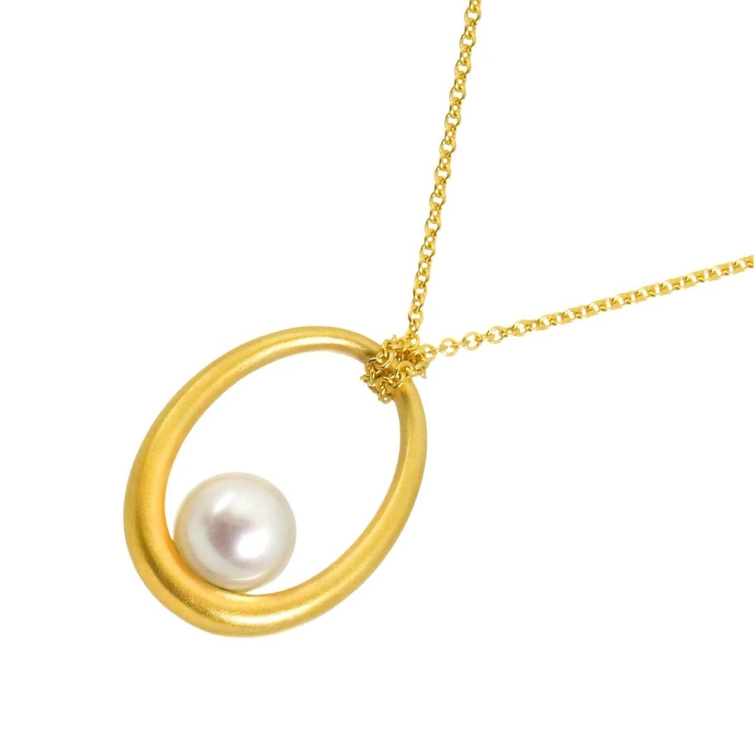 MIKIMOTO SOUTH SEA PEARL NECKLACE: MIKIMOTO South Sea pearl Necklace Brand: MIKIMOTO Type/Style: Necklace Material: 750 Yellow Gold, Color: Yellow Gold Size: internal circumference of the chain: 22.2inch Top Charm:W23.6x H31.2 mm Thick