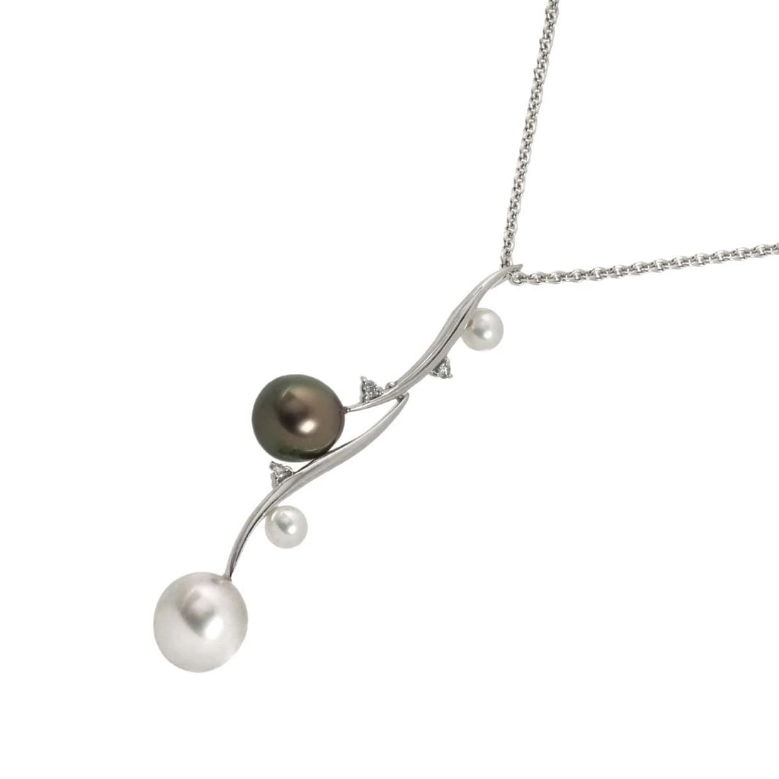 DIAMOND PEARL NECKLACE WG 750: Diamond Pearl Necklace WG 750 Brand: Unbranded Type/Style: Necklace Material: 750 White Gold, Color: White Gold Size: internal circumference of the chain:17.5inch(Adjustable) Top Charm(max):W 18.7x H