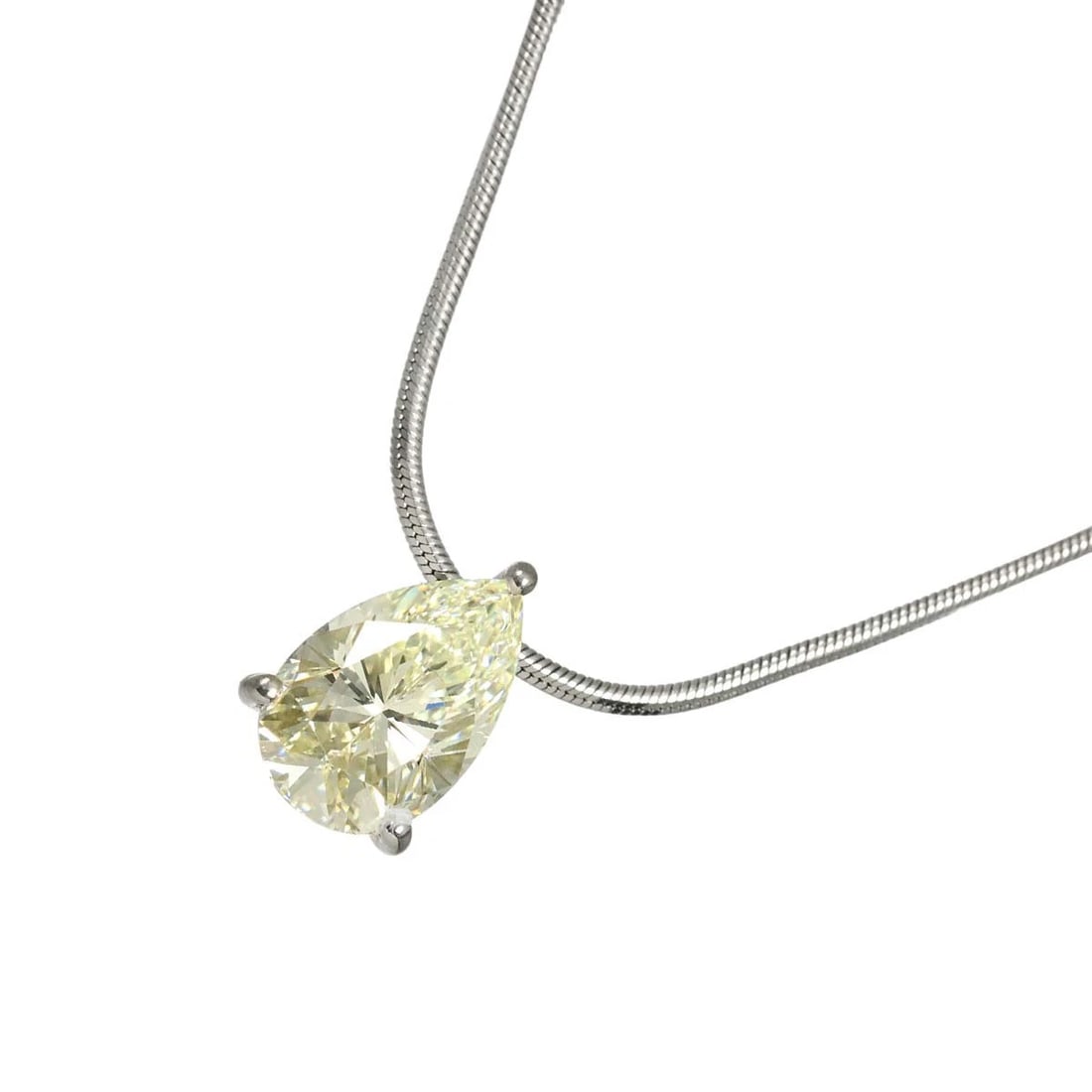 DIAMOND NECKLACE PT: Diamond Necklace Pt Brand: Unbranded Type/Style: Necklace Material: Platinum, Color: Platinum Size: internal circumference of the chain:15.9inch-15.2inch Top Charm(max):W 7.5x H 10.9mm