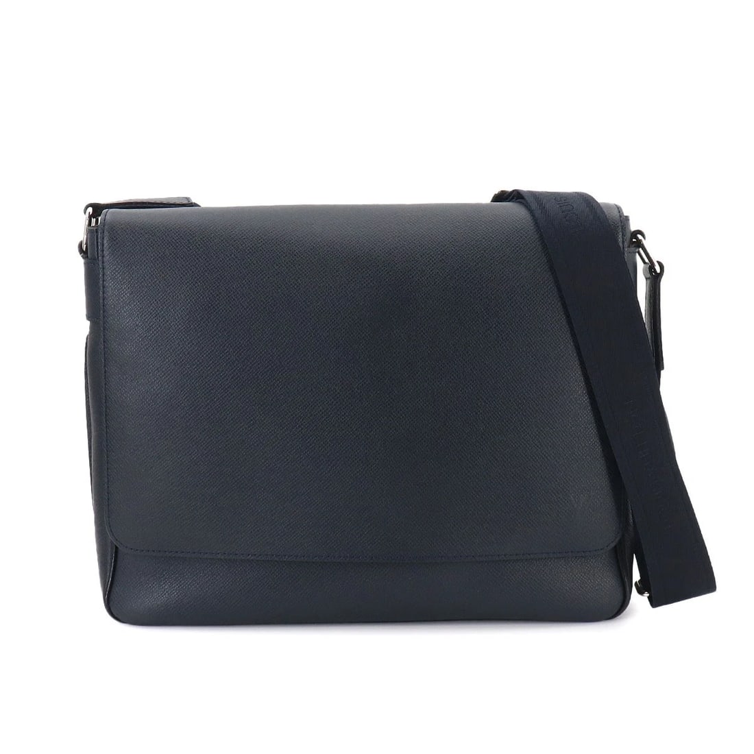 LOUIS VUITTON TAIGA ROMAN MM SHOULDER BAG: LOUIS VUITTON Taiga Roman MM Shoulder Bag Brand: LOUIS VUITTON Type/Style: Shoulder Bag Material: Taiga leather Color: Navy Size: W 12.60 inch, H 10.63 inch, D 3.74 inch Accessories: None