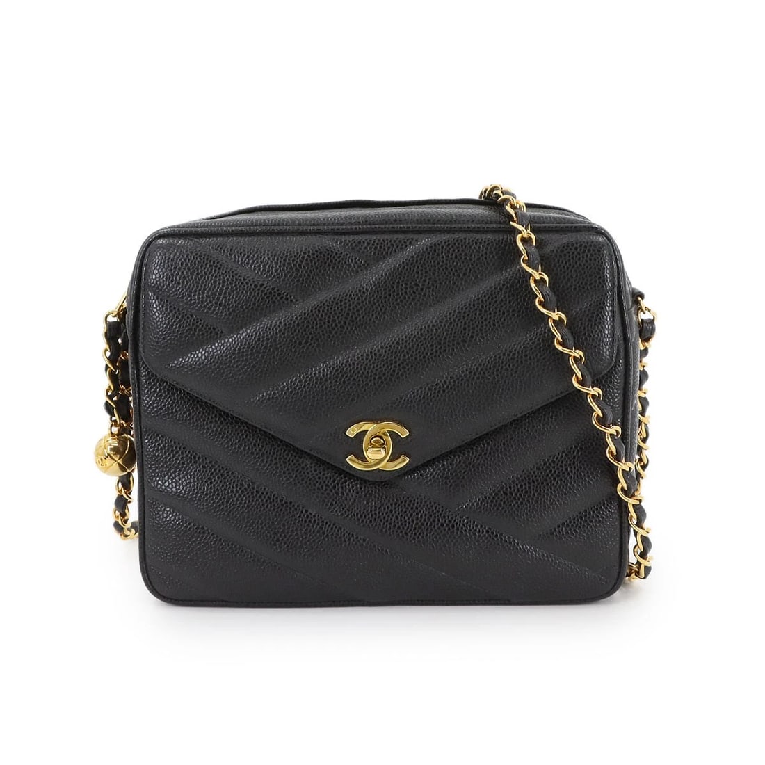 CHANEL CHAIN SHOULDER BAG LEATHER BLACK: CHANEL Chain Shoulder Bag Leather Black Brand: CHANEL Type/Style: Shoulder Bag Material: Leather Color: Black Size: W 9.06 inch, H 7.09 inch, D 2.76 inch Accessories: None Accessories Noti