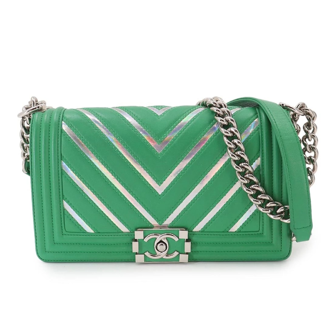 CHANEL BOY CHANEL CHAIN SHOULDER BAG: CHANEL BOY CHANEL Chain Shoulder Bag Brand: CHANEL Type/Style: Shoulder Bag Material: Leather Color: Green Size: W 9.84 inch, H 5.91 inch, D 2.95 inch Accessories: None Accessories Notice: When