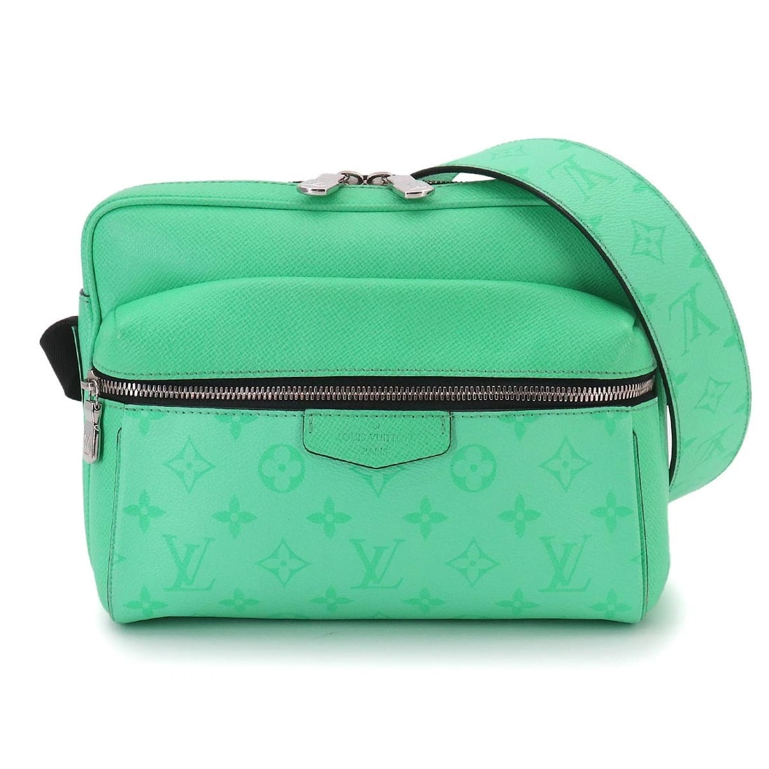 LOUIS VUITTON TAIGARAMA OUTDOOR MESSENGER PM ECLIPSE: LOUIS VUITTON Taigarama Outdoor Messenger PM Eclipse Brand: LOUIS VUITTON Type/Style: Shoulder Bag Material: Monogram Eclipse canvas,Taiga Leather Color: Miami Green Size: W 10.04 inch, H 7.28 inch, D