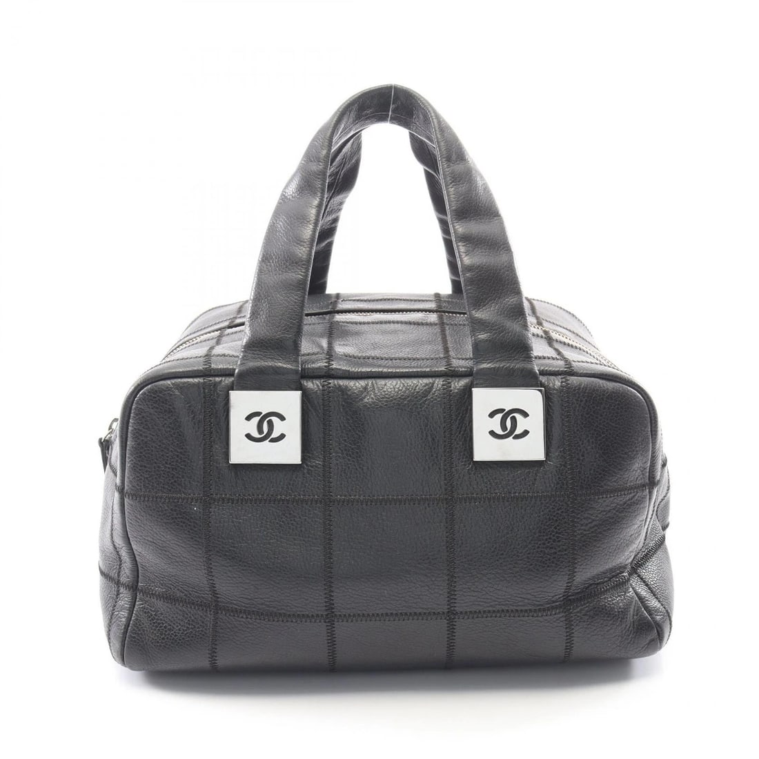 CHANEL CHOCOLATE BAR HANDBAG GRAINED CALFSKIN LEATHER: CHANEL Chocolate Bar Handbag Grained Calfskin leather Brand: CHANEL Type/Style: Handbag Material: Grained Calfskin leather Color: Black?ish colors Size: (H:78.0inch x W:11.0inch x D:8.3inch)