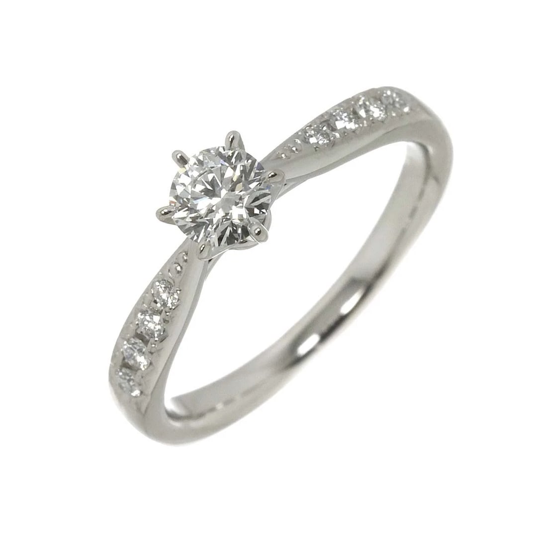 TASAKI PIACERE DIAMOND RING PT: TASAKI PIACERE Diamond Ring Pt Brand: TASAKI Type/Style: Ring Material: Pt950, Main Stone Natural Color: Platinum Size: 4.75-5(US) Accessories: None Accessories Notice: When purchasing pre-owned
