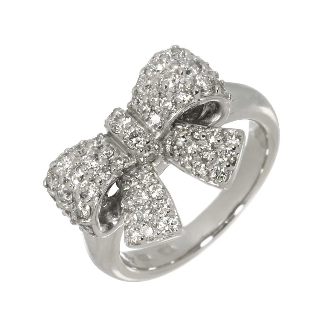 PONTE VECCHIO DIAMOND RING WG 750: Ponte Vecchio Diamond Ring WG 750 Brand: Ponte Vecchio Type/Style: Ring Material: 750 White Gold, Main Stone Natural Color: White Gold Size: 3.25(US) Accessories: None Accessories Notice: When