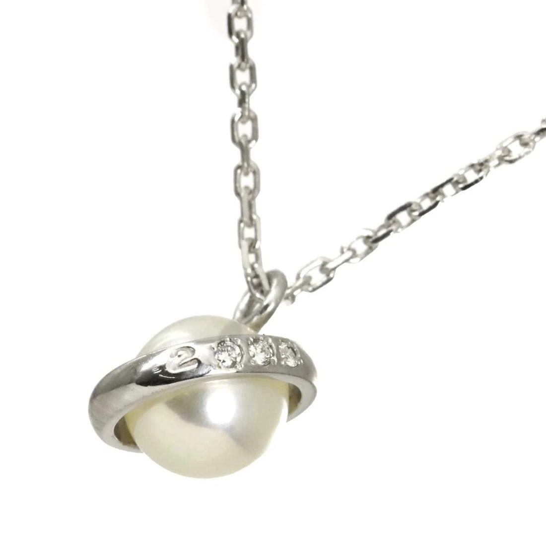 MIKIMOTO PERLITA DIAMOND NECKLACE: MIKIMOTO PERLITA Diamond Necklace Brand: MIKIMOTO PERLITA Type/Style: Necklace Material: 750 White Gold, Color: White Gold Size: internal circumference of the chain:16.3inch Top Charm:W9.0 x H9.8mm