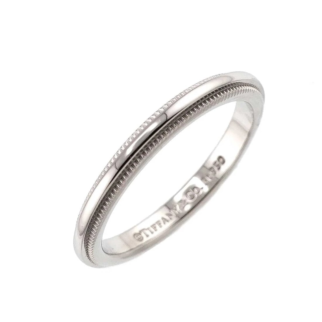 TIFFANY CO. MILGRAIN BAND RING PLATINUM: TIFFANY Co. Milgrain Band Ring Platinum Brand: TIFFANY Co. Type/Style: Ring Material: Pt950, Color: Platinum Size: 4-4.5(US) Accessories: None Accessories Notice: When purchasing pre-owned