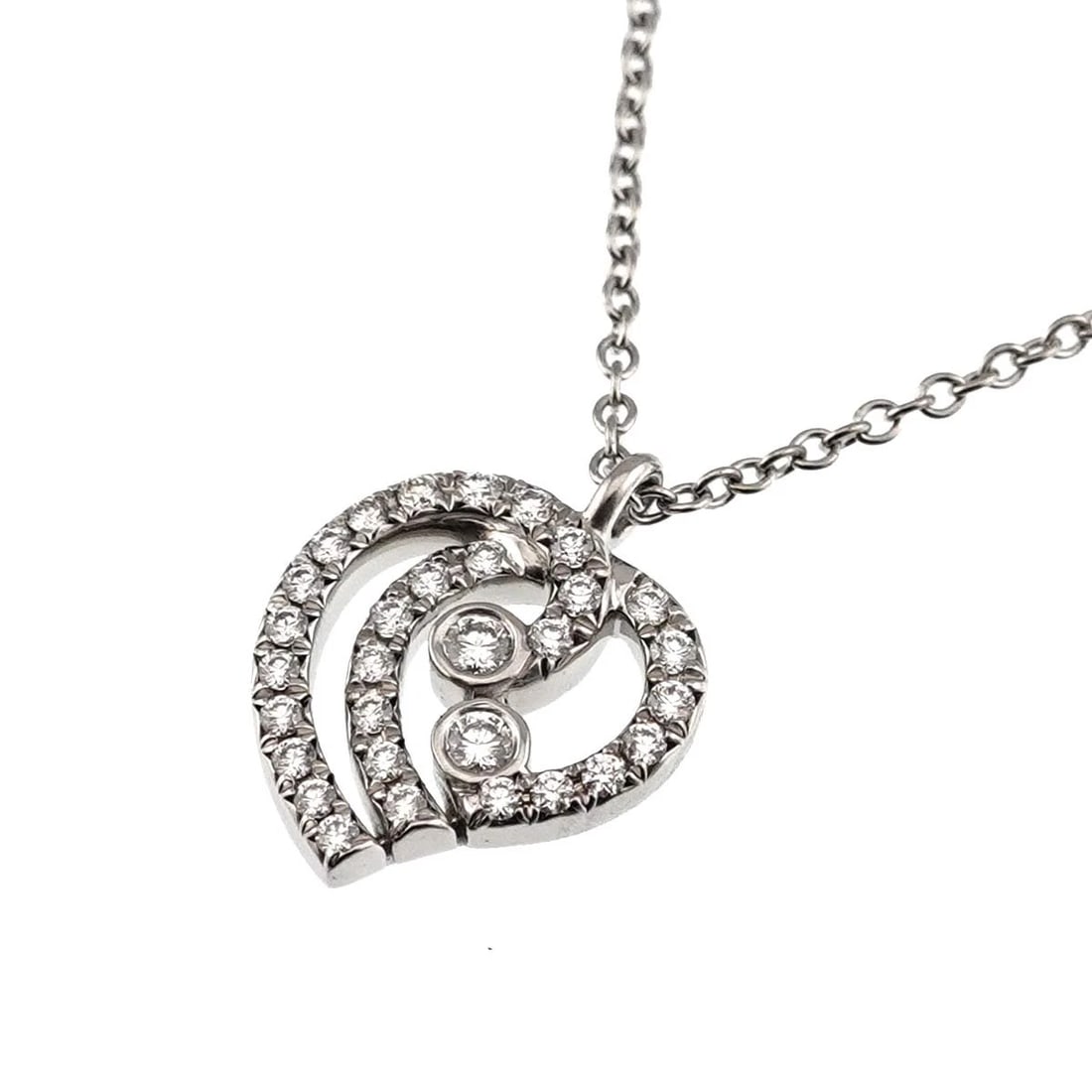 TIFFANY CO. ENCHANTMENT HEART DIAMOND NECKLACE PLATINUM: TIFFANY Co. Enchantment Heart Diamond Necklace Platinum Brand: TIFFANY Co. Type/Style: Necklace Material: Platinum, Main Stone Natural Color: Platinum Size: internal circumference of the chain:15.7inc