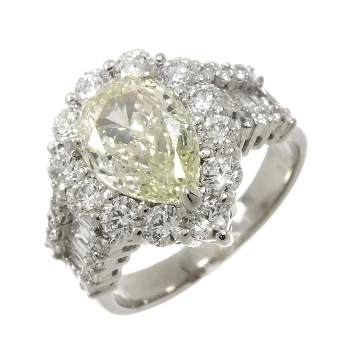 DIAMOND RING PT PLATINUM: Diamond Ring Pt Platinum Brand: Unbranded Type/Style: Ring Material: Platinum, Main Stone Natural Color: Platinum Size: 5.75-6(US) Accessories: None Accessories Notice: When purchasing pre-owned